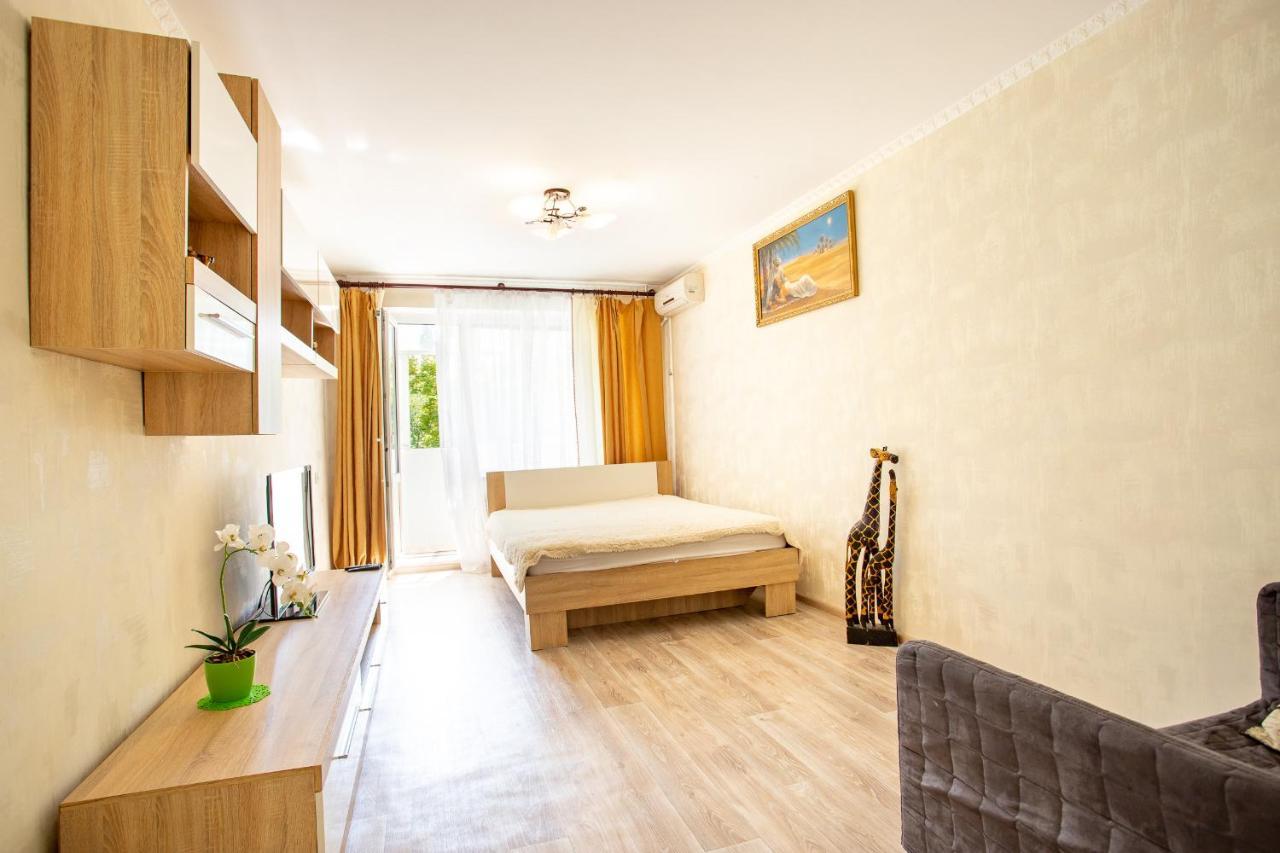 Apartment On Central Avenue-3 Slobodskaya Nikolayev Εξωτερικό φωτογραφία